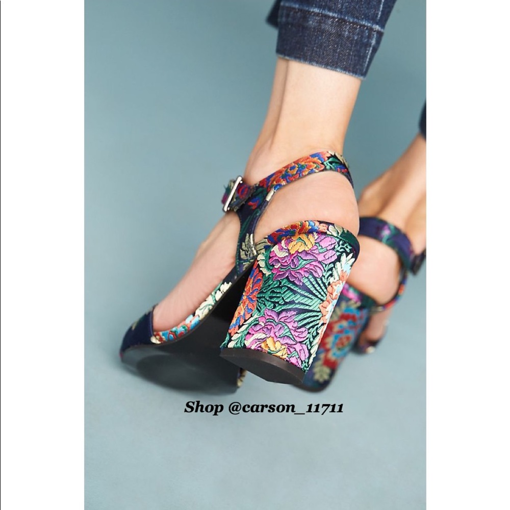 🦄Anthropologie Chio Brocade Heels EU41 - Picture 5 of 7